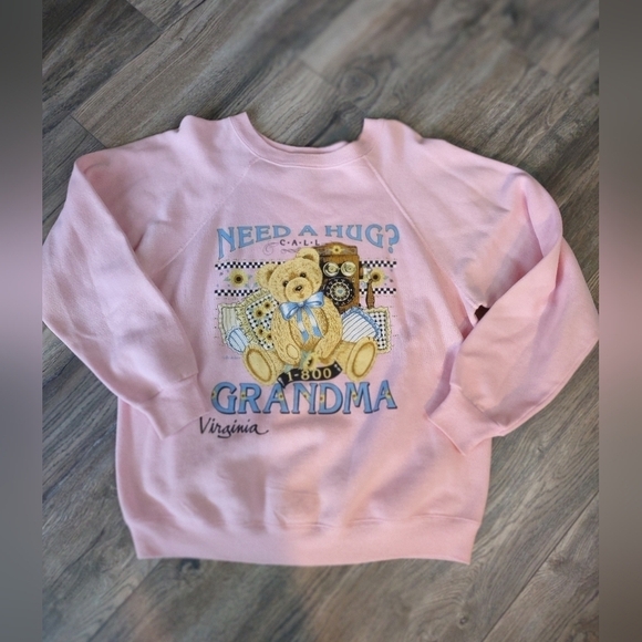 Vtg Grandma Need A Hug Pink Sweatshirt Size Large - Picture 1 of 5